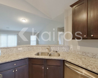 124 Bluff Road - Photo Thumbnail 7