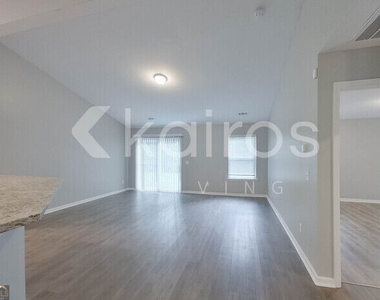 124 Bluff Road - Photo Thumbnail 3