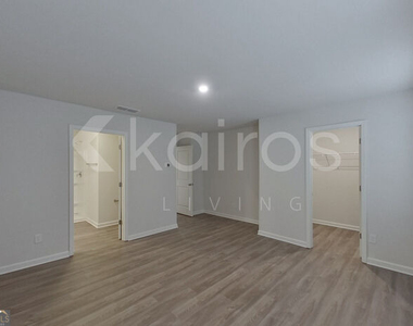 528 Ivy Brook Way - Photo Thumbnail 9