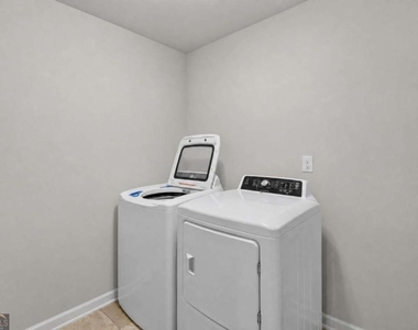 205 Orchard Trail - Photo Thumbnail 11