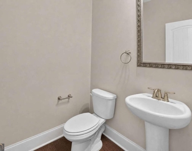 205 Orchard Trail - Photo Thumbnail 5