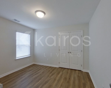 12 Carrollton Drive - Photo Thumbnail 10