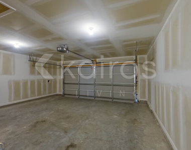 12 Carrollton Drive - Photo Thumbnail 15