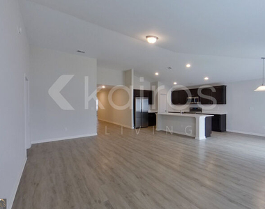 12 Carrollton Drive - Photo Thumbnail 2