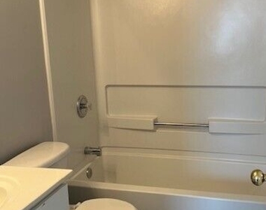 3248 Hidden Cove Circle - Photo Thumbnail 18