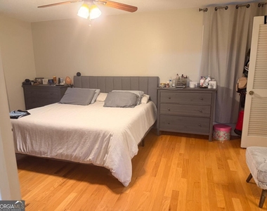 3441 Brookhill Circle - Photo Thumbnail 7