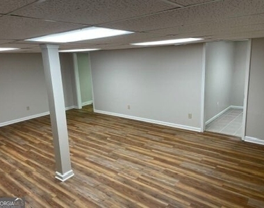 3441 Brookhill Circle - Photo Thumbnail 19
