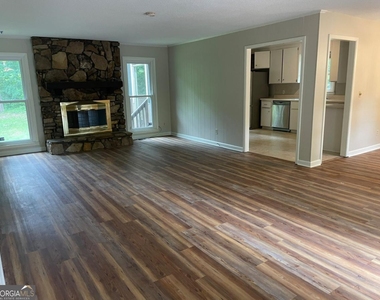 3441 Brookhill Circle - Photo Thumbnail 5