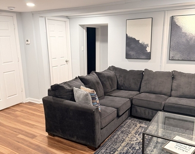 1931 Shepherd Circle Sw - Photo Thumbnail 4