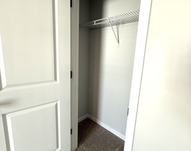 401 Lanier Circle - Photo Thumbnail 24