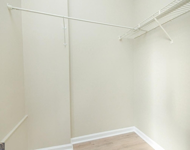 32 Peachtree Street - Photo Thumbnail 11