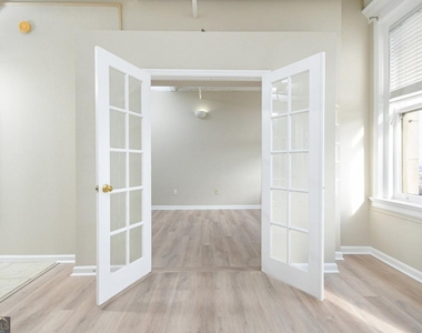 32 Peachtree Street - Photo Thumbnail 14