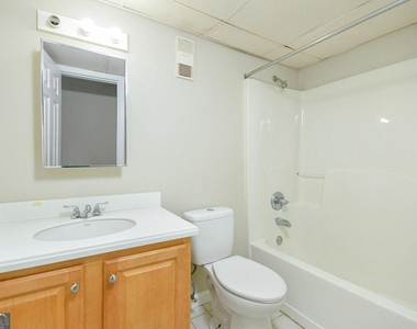 32 Peachtree Street - Photo Thumbnail 18