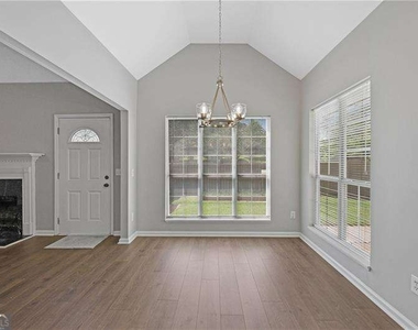 6375 Seymour Place Nw - Photo Thumbnail 13