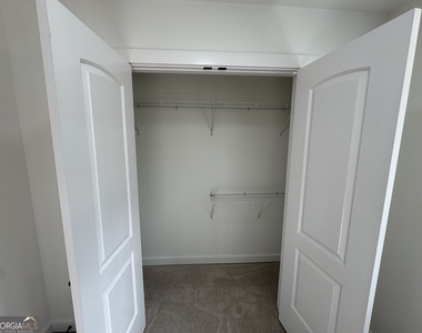 1390 White Oak Street Se - Photo Thumbnail 17