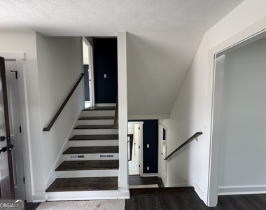 1390 White Oak Street Se - Photo Thumbnail 11