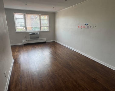 42-10 28th Avenue - Photo Thumbnail 3
