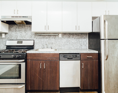 296 Harman St - Photo Thumbnail 11