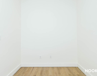1534 Putnam Ave - Photo Thumbnail 19