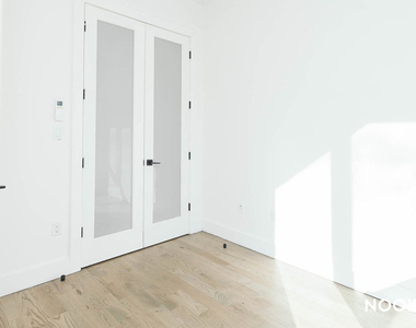 1534 Putnam Ave - Photo Thumbnail 18