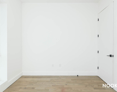 1534 Putnam Ave - Photo Thumbnail 6