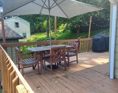 69 Birch Pkwy - Photo Thumbnail 24