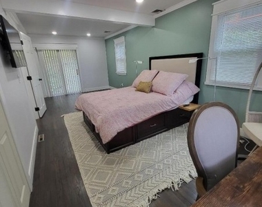 69 Birch Pkwy - Photo Thumbnail 4
