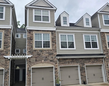 605 Lopez Ln - Photo Thumbnail 1