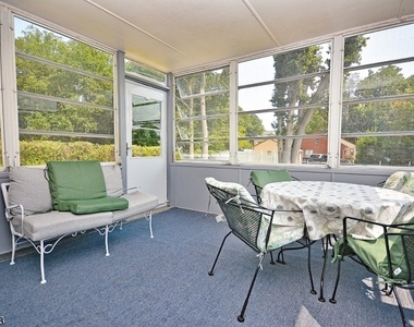 765 W 7th St - Photo Thumbnail 17