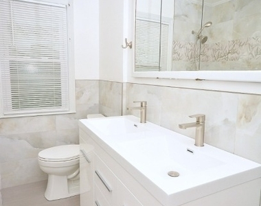 765 W 7th St - Photo Thumbnail 7