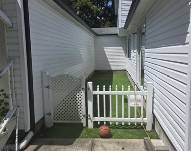 5 Sandburg Drive - Photo Thumbnail 3