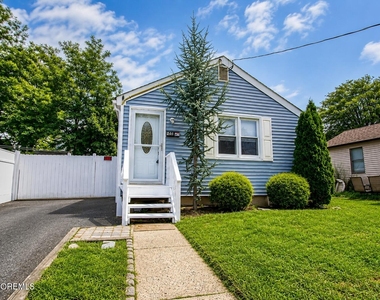 246 Brookside Avenue - Photo Thumbnail 1