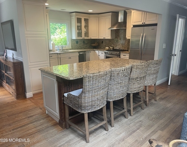1010 Berkeley Avenue - Photo Thumbnail 1