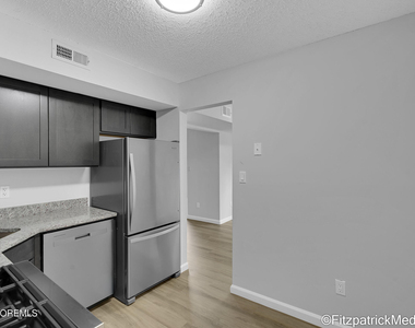 93 Diane Drive - Photo Thumbnail 7
