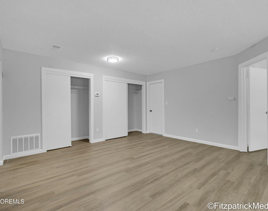 93 Diane Drive - Photo Thumbnail 13