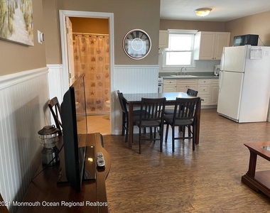 15 Elizabeth Avenue - Photo Thumbnail 1