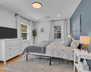917 4th Avenue - Photo Thumbnail 16