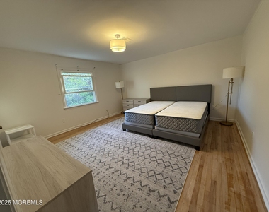 600 N Edgemere Drive - Photo Thumbnail 37
