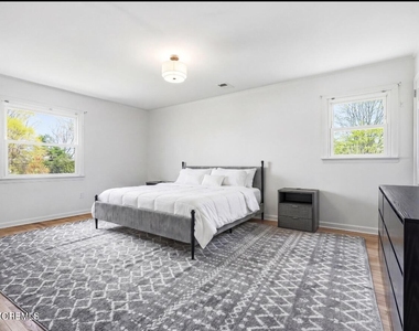 600 N Edgemere Drive - Photo Thumbnail 35