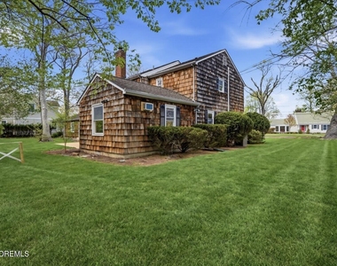 600 N Edgemere Drive - Photo Thumbnail 6