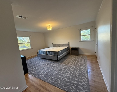600 N Edgemere Drive - Photo Thumbnail 38