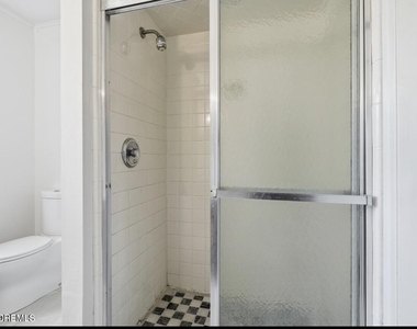 600 N Edgemere Drive - Photo Thumbnail 42