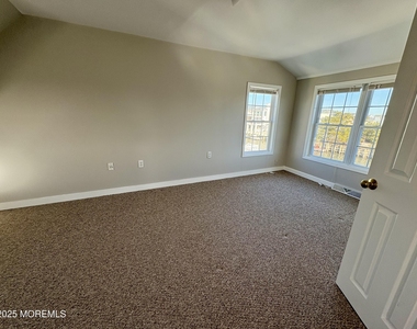 24 Richard Drive - Photo Thumbnail 7