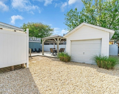 124 Mathis Drive - Photo Thumbnail 26