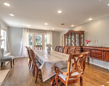 24 Mount Drive - Photo Thumbnail 5