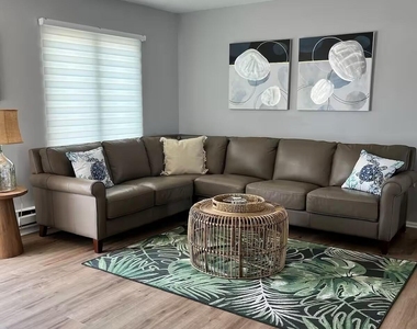 220 Catherine Lane - Photo Thumbnail 1