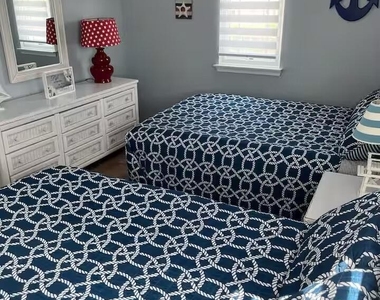 220 Catherine Lane - Photo Thumbnail 15