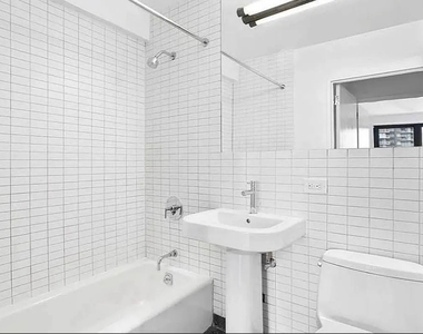 East 39th Street - Photo Thumbnail 2