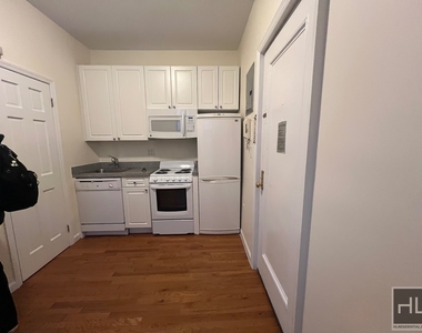West 72 Street - Photo Thumbnail 1