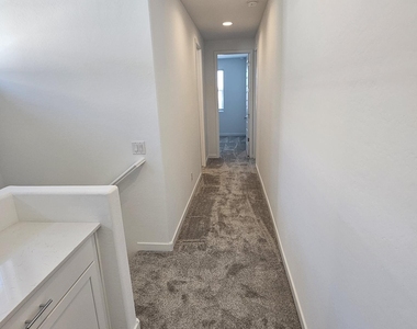 8254 E Prairie Avenue - Photo Thumbnail 31